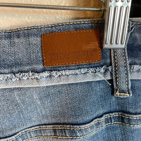 Judy Blue Jeans Skinny Fit Ripped Style JB82357MD-PL Size 20W - Picture 7 of 11